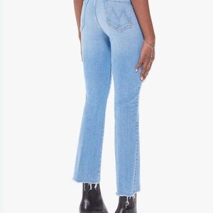 MOTHER Women's the hustler ankle frayed Jeans in Light Blue sz 29